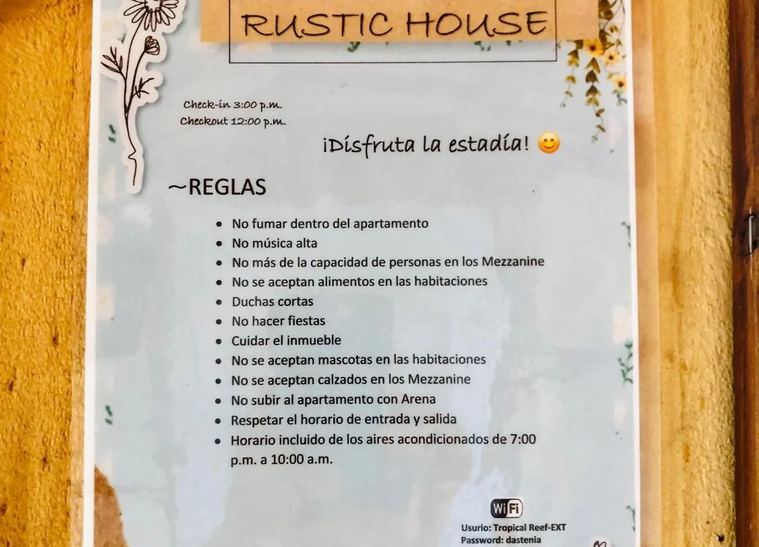 アパート プンタ・ルシアRustic House 2アパートメント
